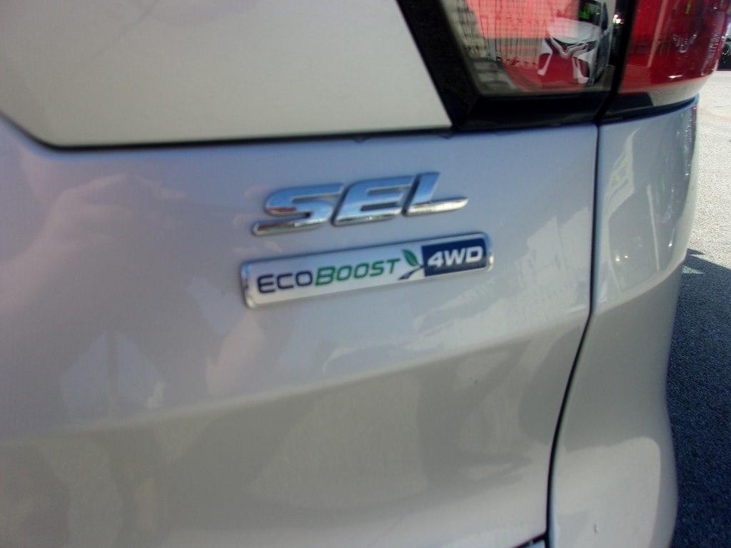 Ford Escape SEL 4WD 2019
