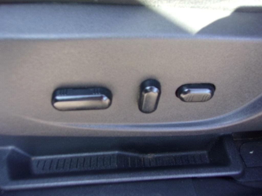 Ford Escape 4WD 4dr Titanium 2013
