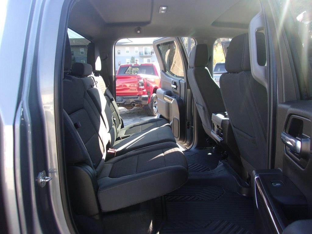 Chevrolet Silverado 1500 LTD 4WD Crew Cab 147" LT Trail Boss 2022