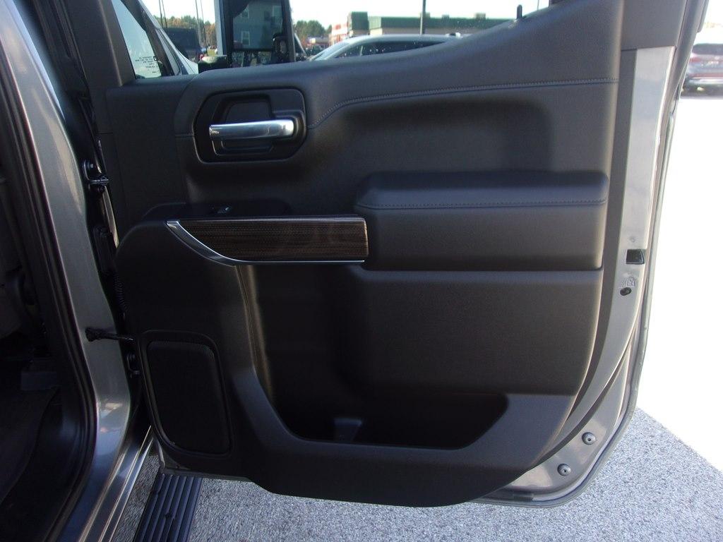 Chevrolet Silverado 1500 LTD 4WD Crew Cab 147" LT Trail Boss 2022