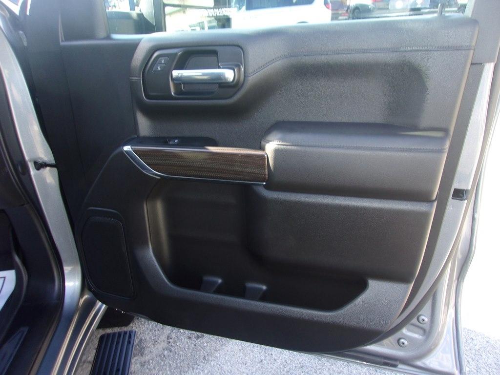 Chevrolet Silverado 1500 LTD 4WD Crew Cab 147" LT Trail Boss 2022