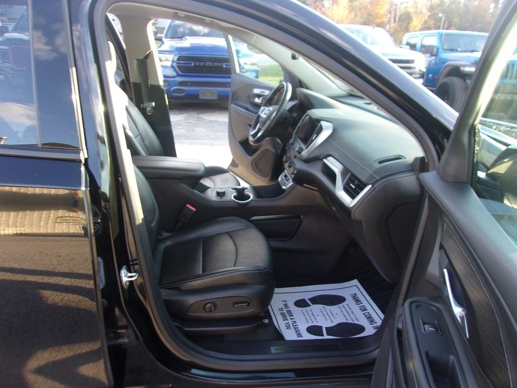 GMC Terrain AWD 4dr SLT 2024