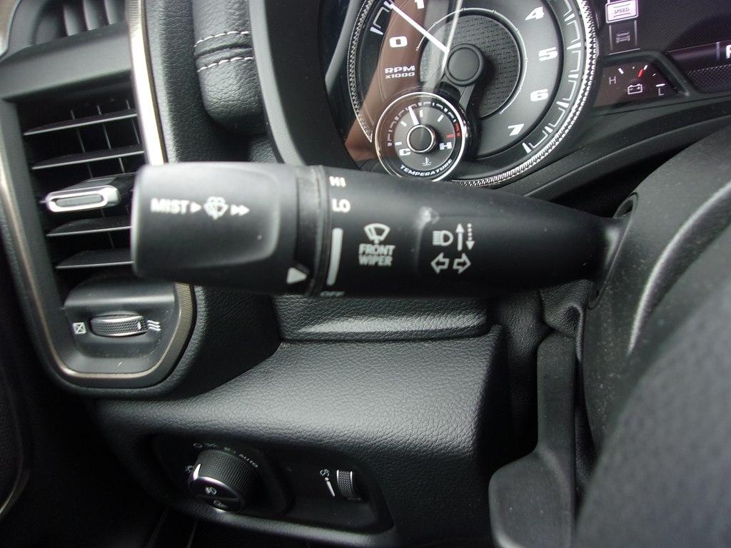 RAM 1500 Rebel 4x4 Crew Cab 5'7" Box 2020