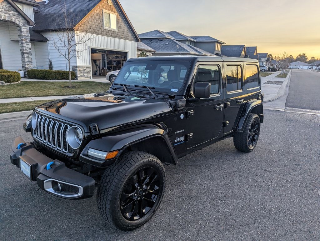 2024 Jeep Wrangler 4xe SAHARA 4XE