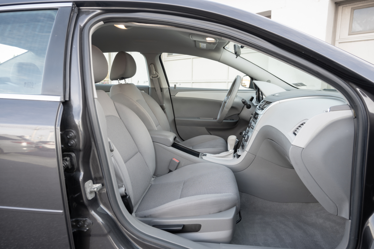 Chevrolet Malibu 4dr Sdn LS w/1FL 2012 Chevrolet Malibu 4dr Sdn LS w/1FL 2012