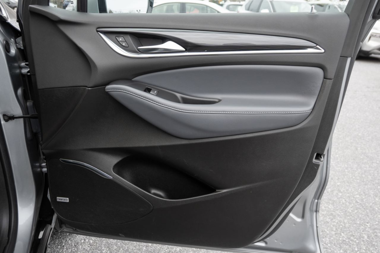 Buick Enclave AWD 4dr Premium 2024