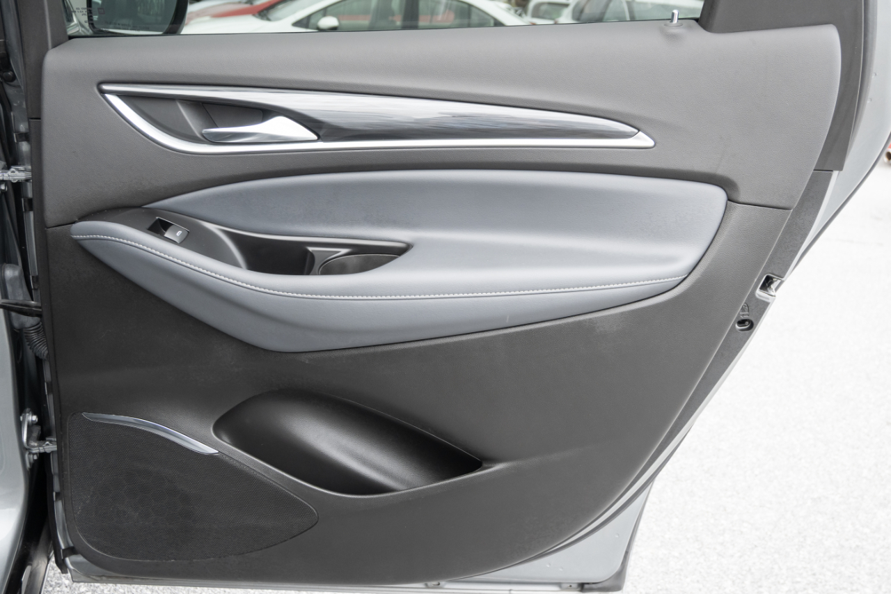 Buick Enclave AWD 4dr Premium 2024