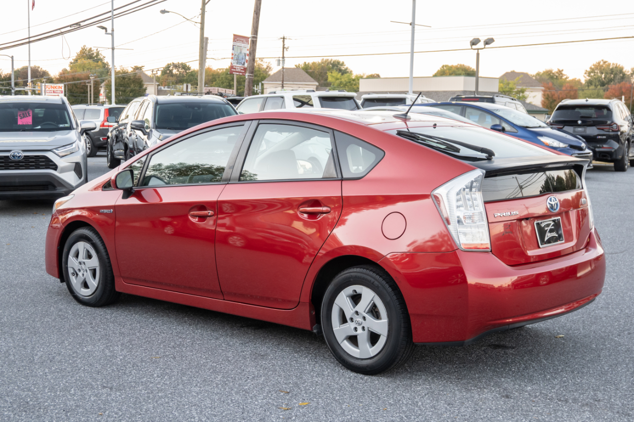 Toyota Prius  2011 Toyota Prius  2011