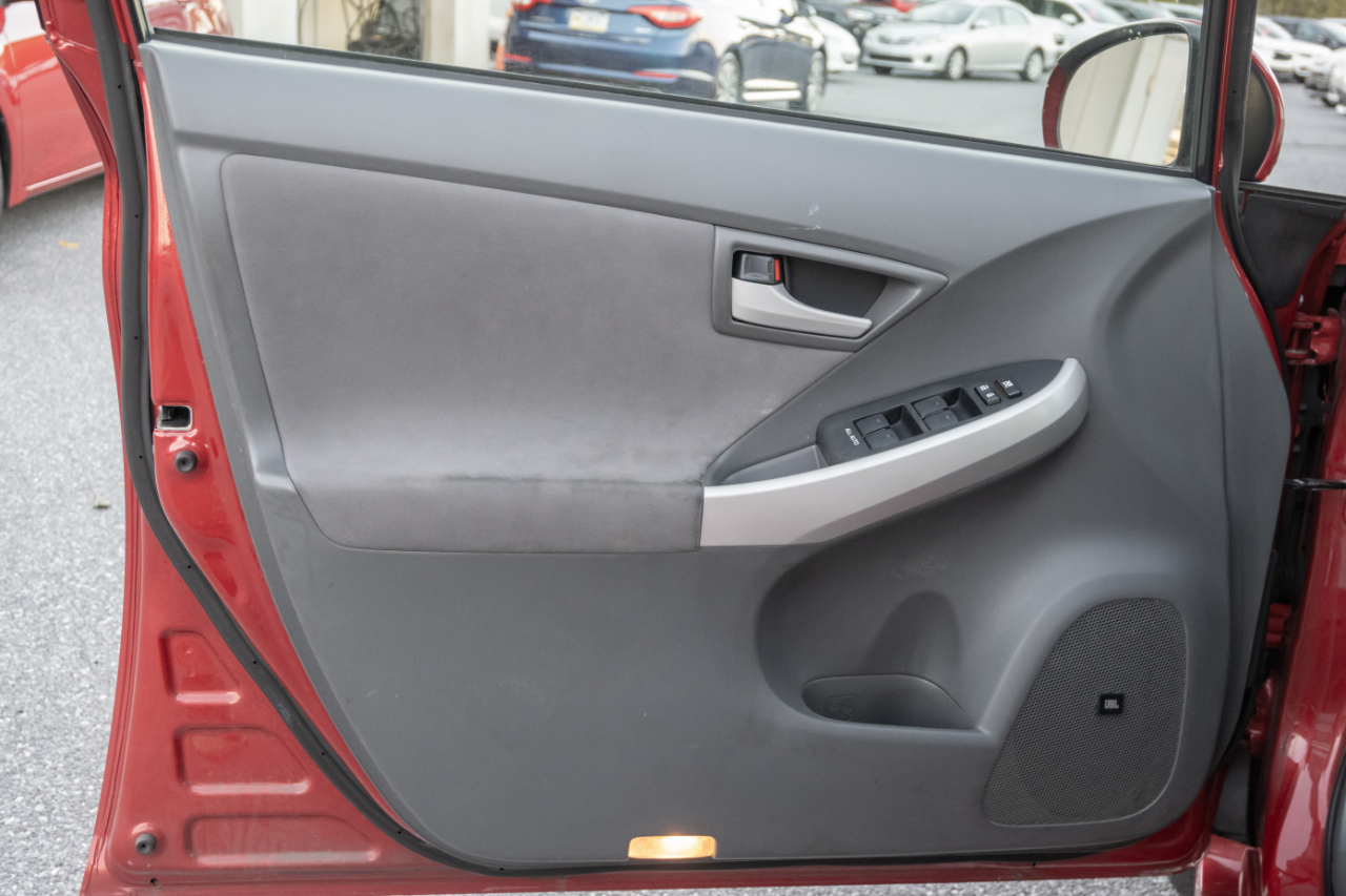 Toyota Prius  2011 Toyota Prius  2011