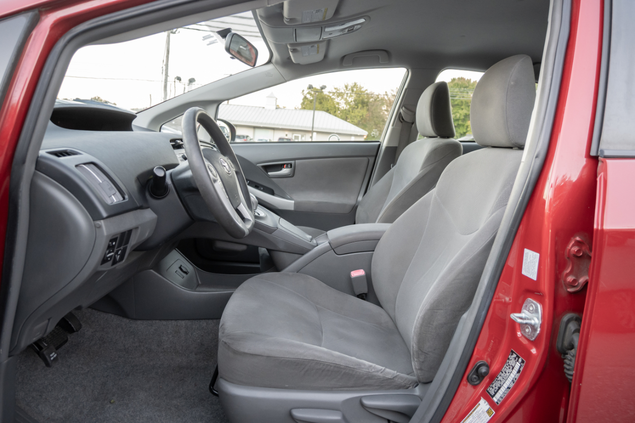 Toyota Prius  2011 Toyota Prius  2011