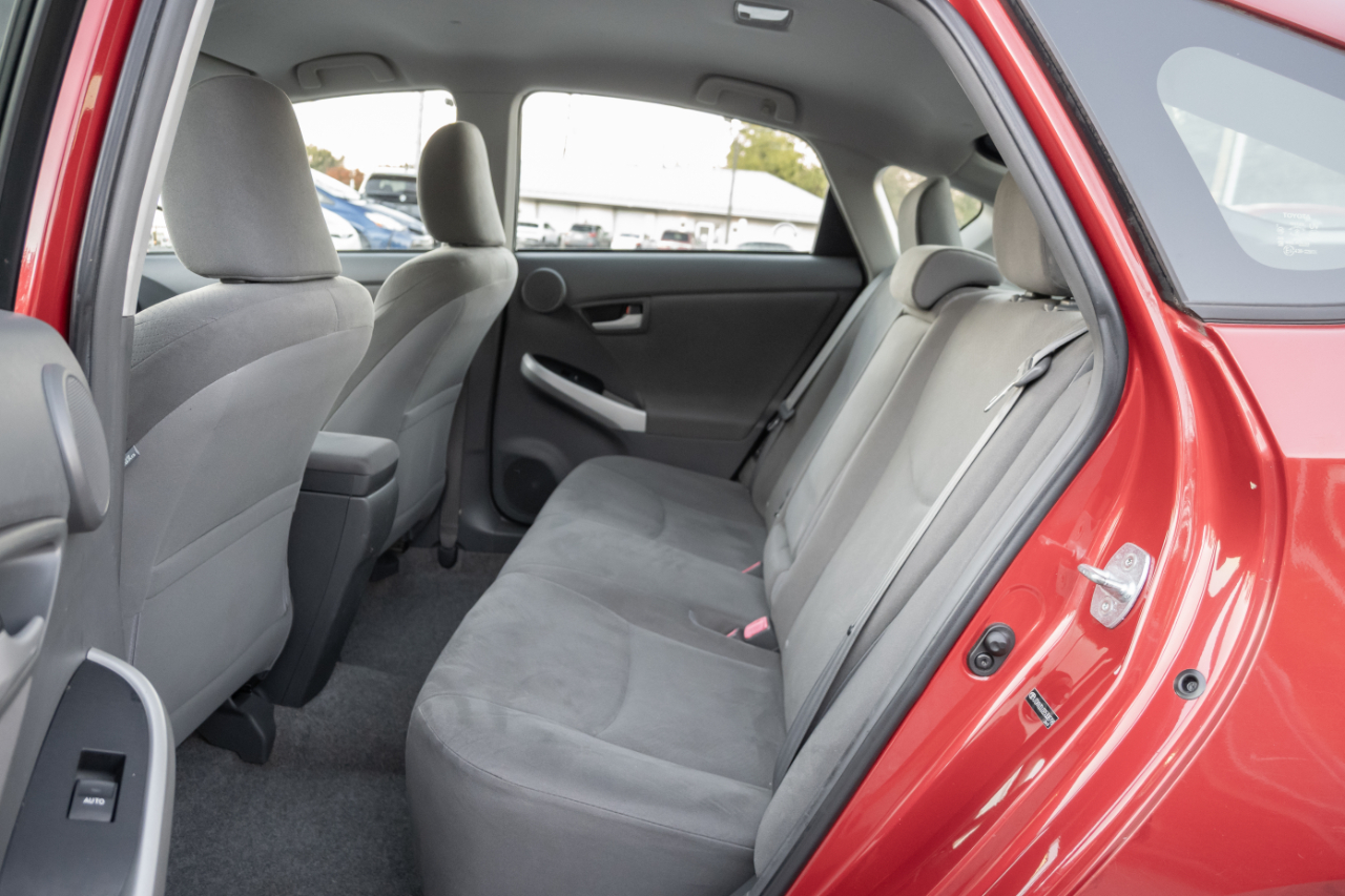 Toyota Prius  2011 Toyota Prius  2011