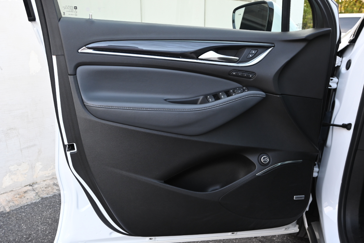2024 Buick Enclave Premium photo 12