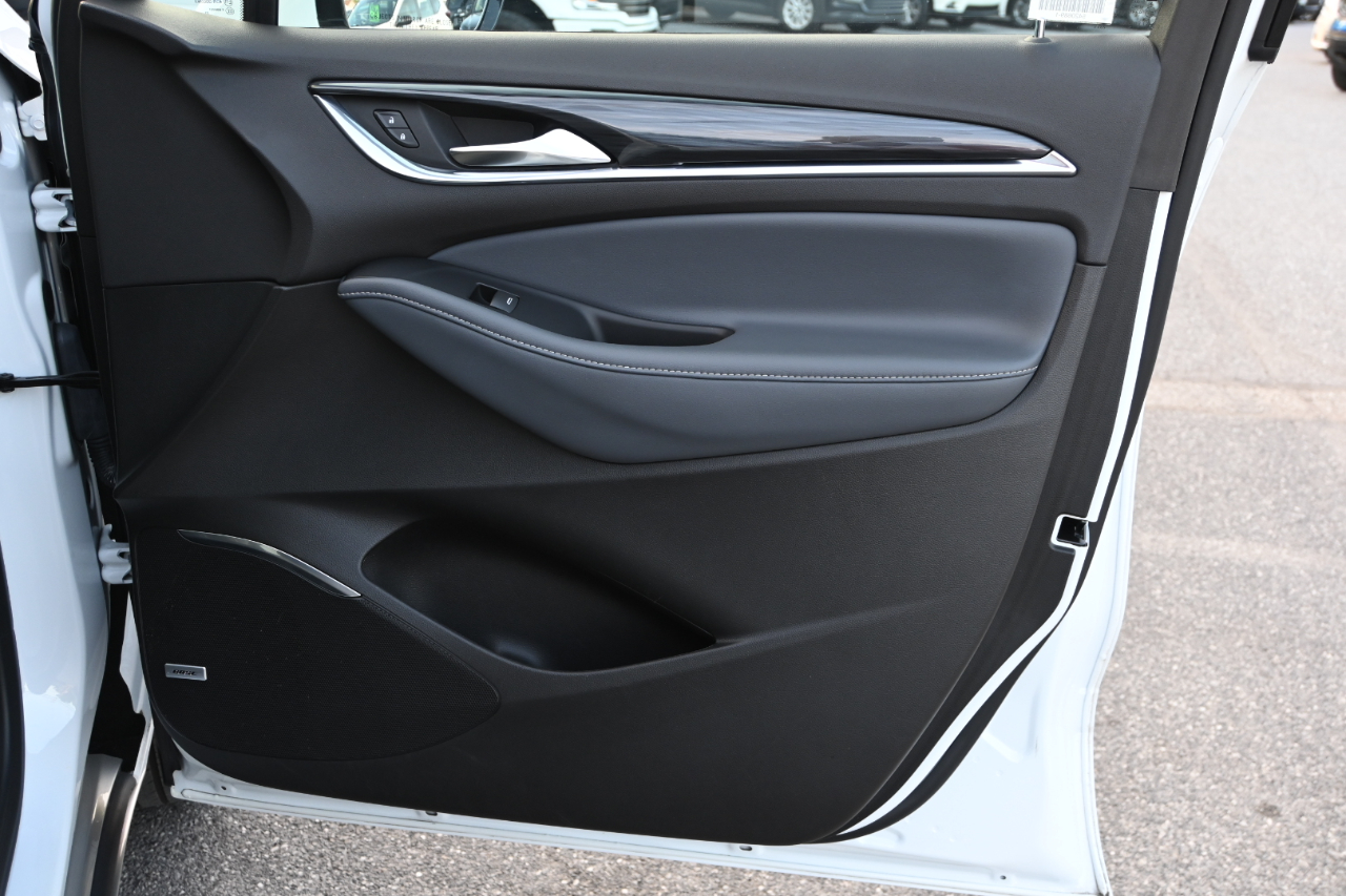2024 Buick Enclave Premium photo 30