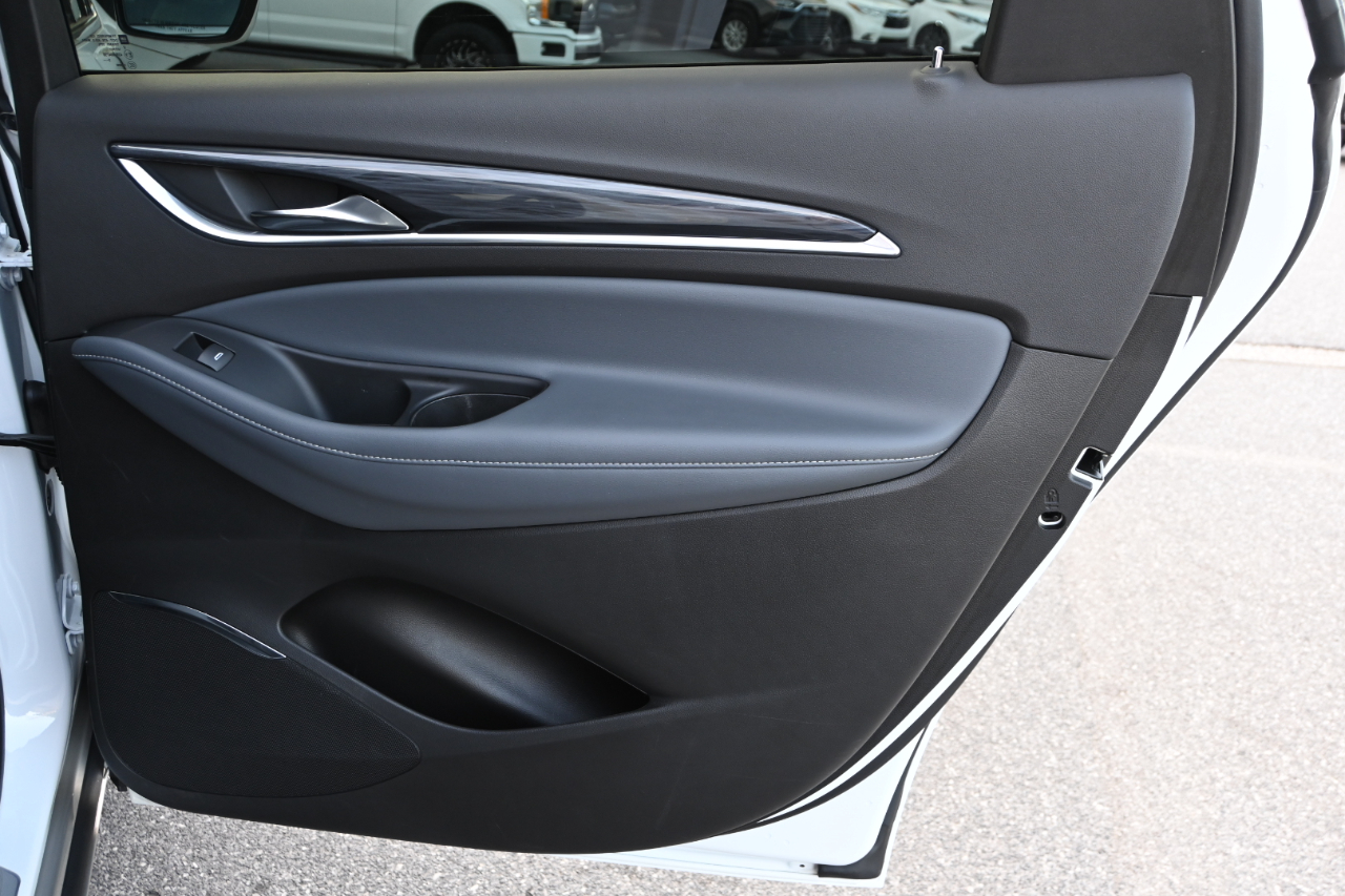 2024 Buick Enclave Premium photo 32