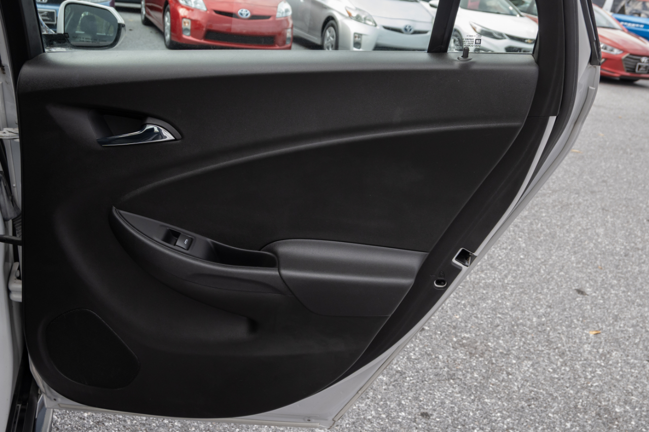 Chevrolet Volt 5dr HB Premier 2018 Chevrolet Volt 5dr HB Premier 2018