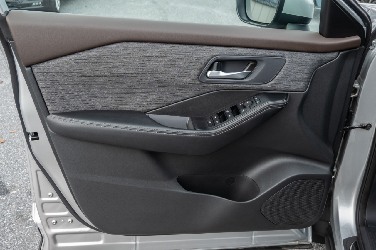 Nissan Rogue AWD SV 2023