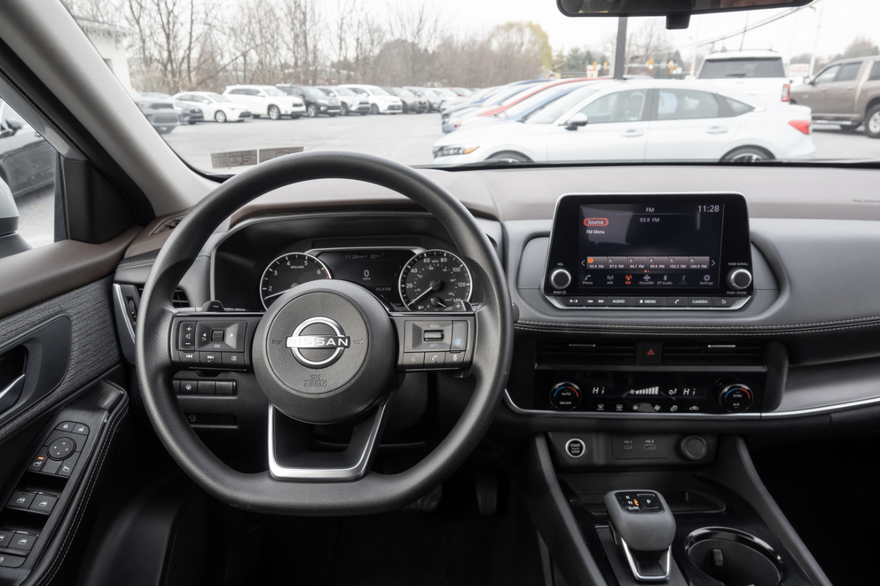 Nissan Rogue AWD SV 2023