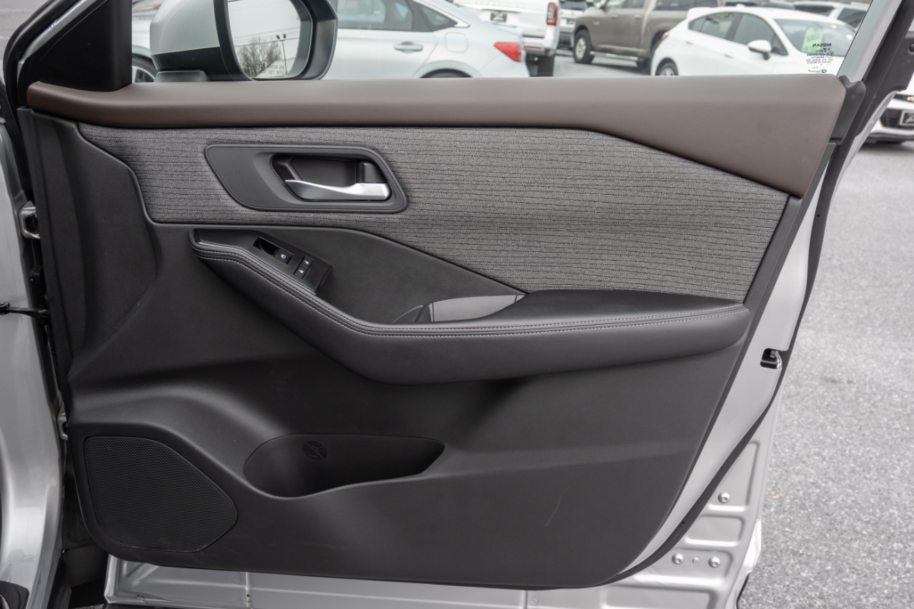 Nissan Rogue AWD SV 2023