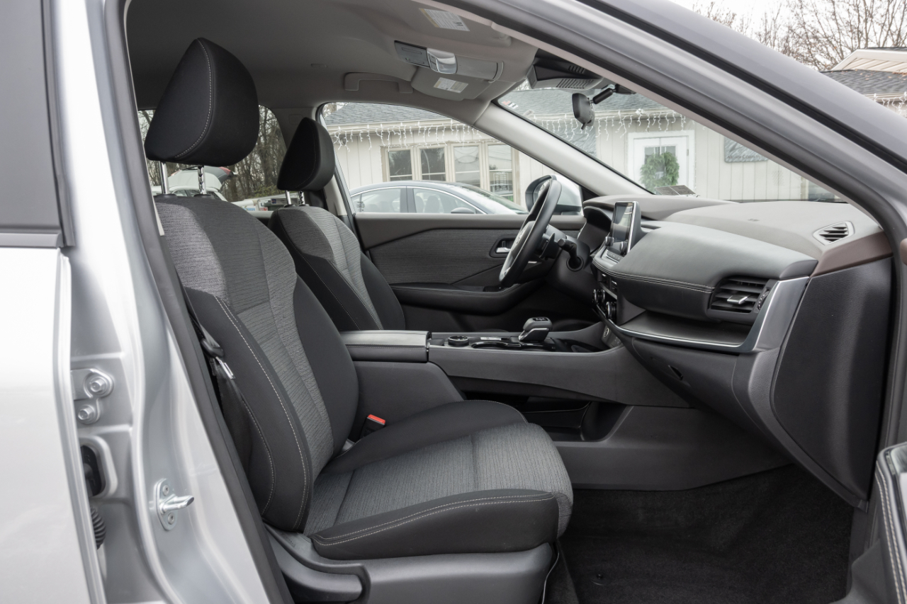 Nissan Rogue AWD SV 2023