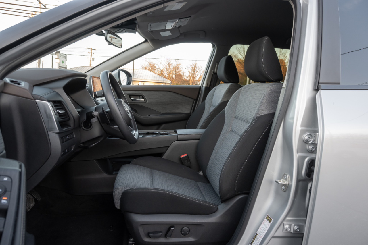 Nissan Rogue AWD SV 2023