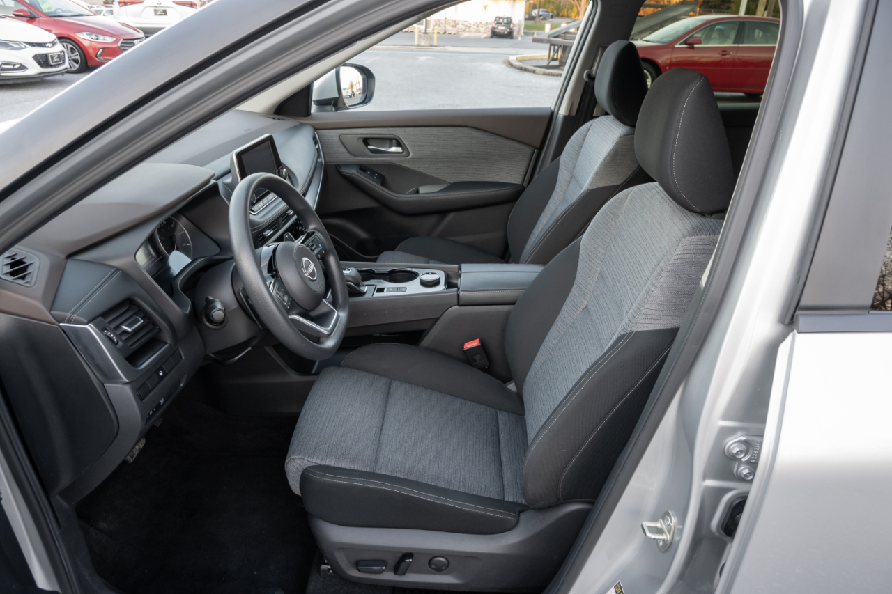 Nissan Rogue AWD SV 2023