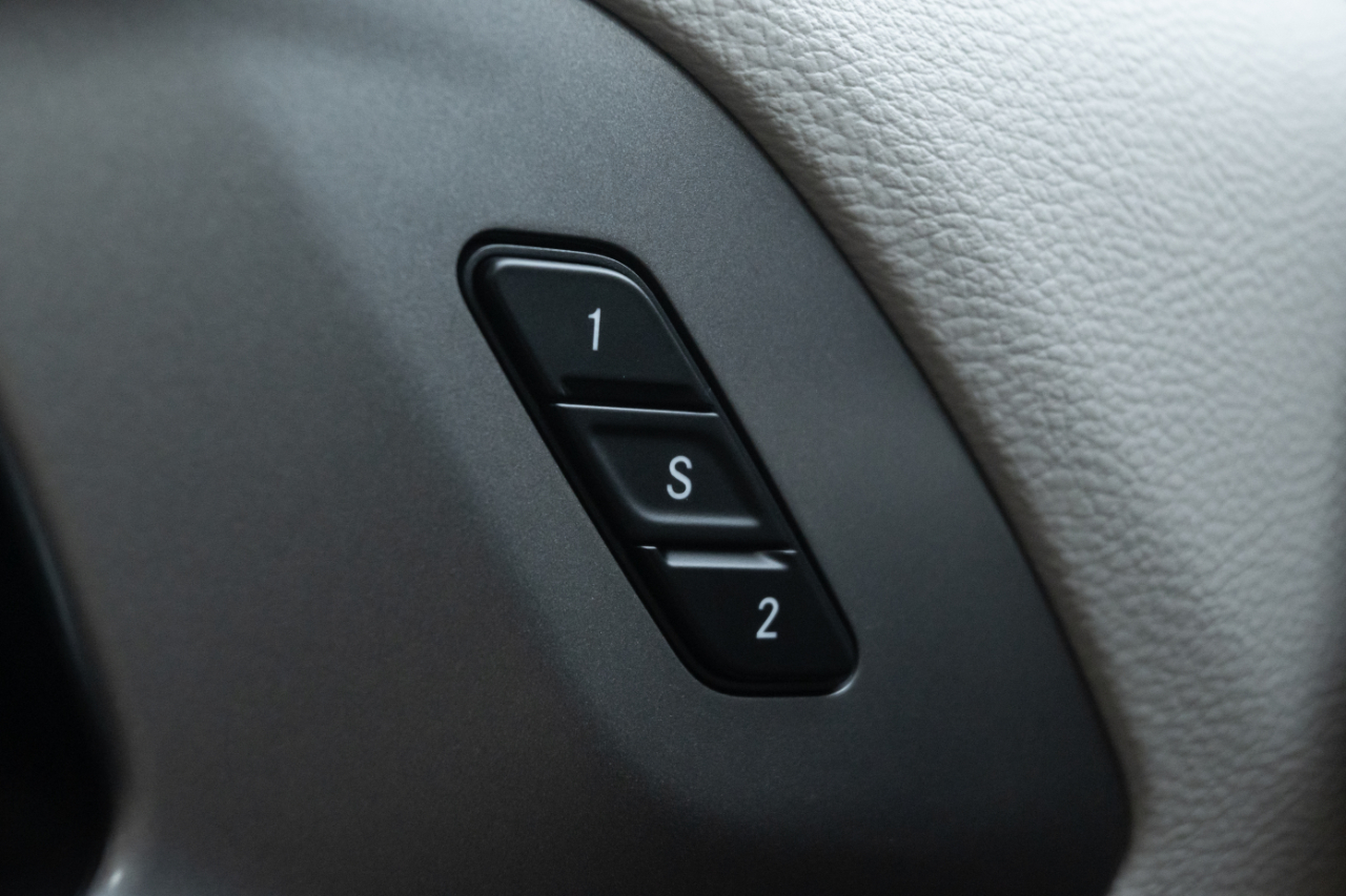 Chrysler Pacifica Touring L FWD 2024