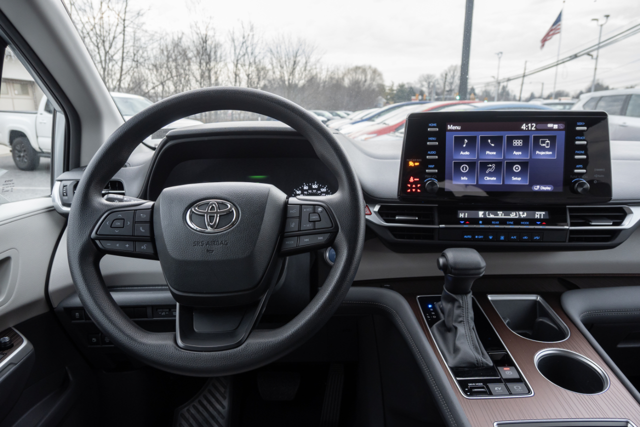 Toyota Sienna  2024