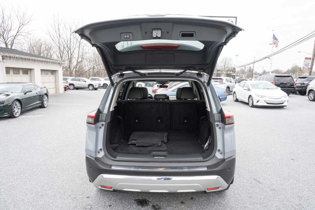 Nissan Rogue AWD Platinum 2023