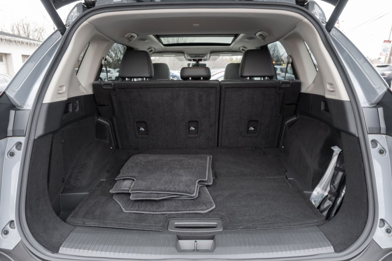 Nissan Rogue AWD Platinum 2023