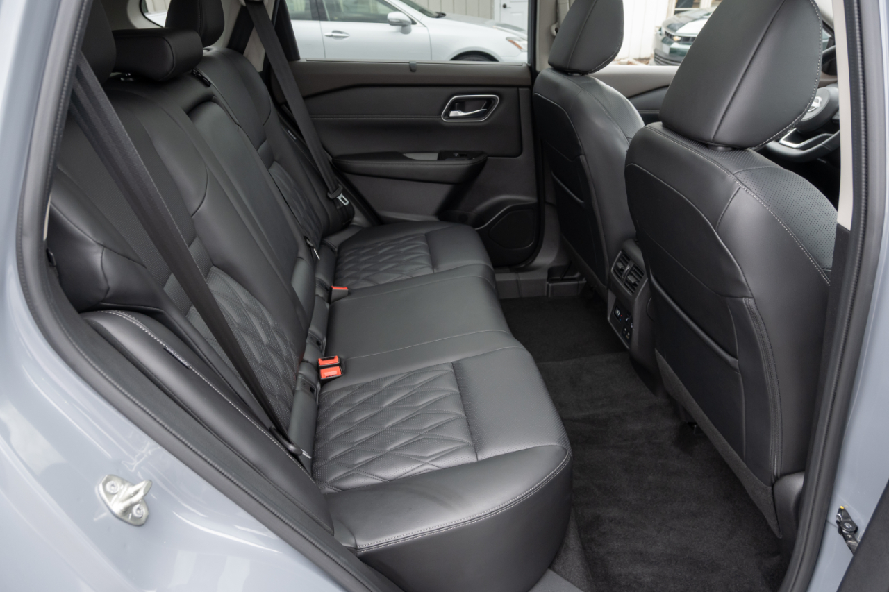 Nissan Rogue AWD Platinum 2023