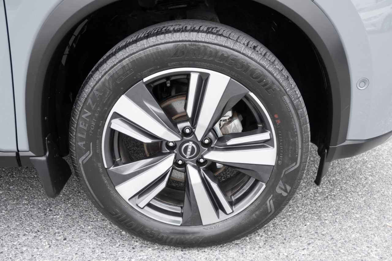 Nissan Rogue AWD Platinum 2023