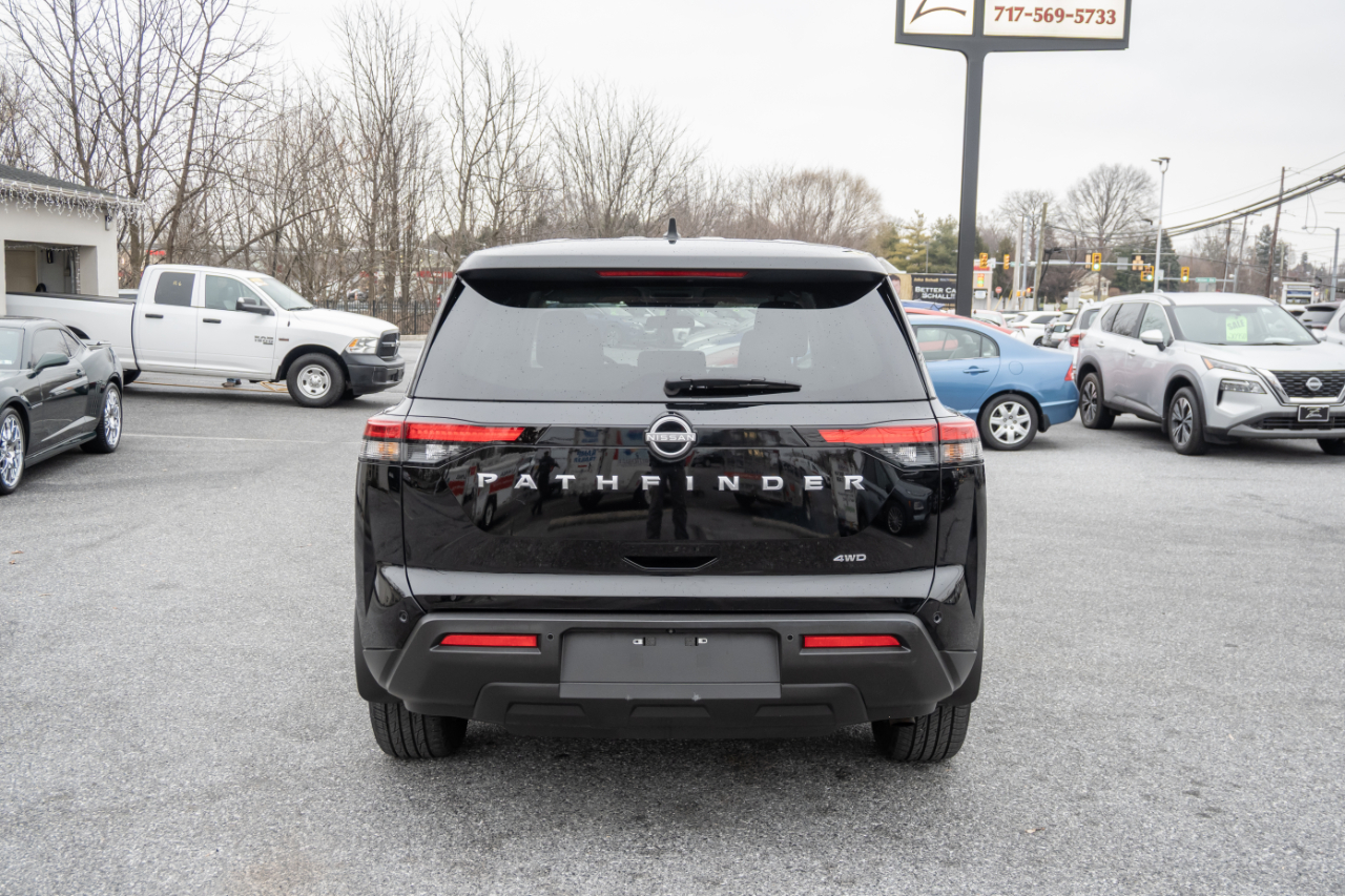Nissan Pathfinder S 4WD 2024
