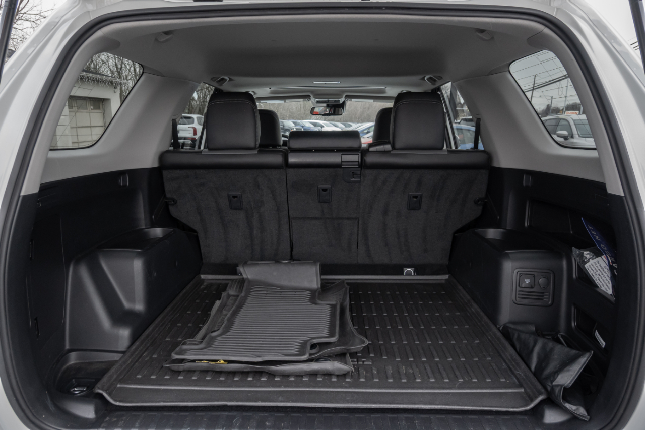 Toyota 4Runner SR5 Premium 2WD (Natl) 2022