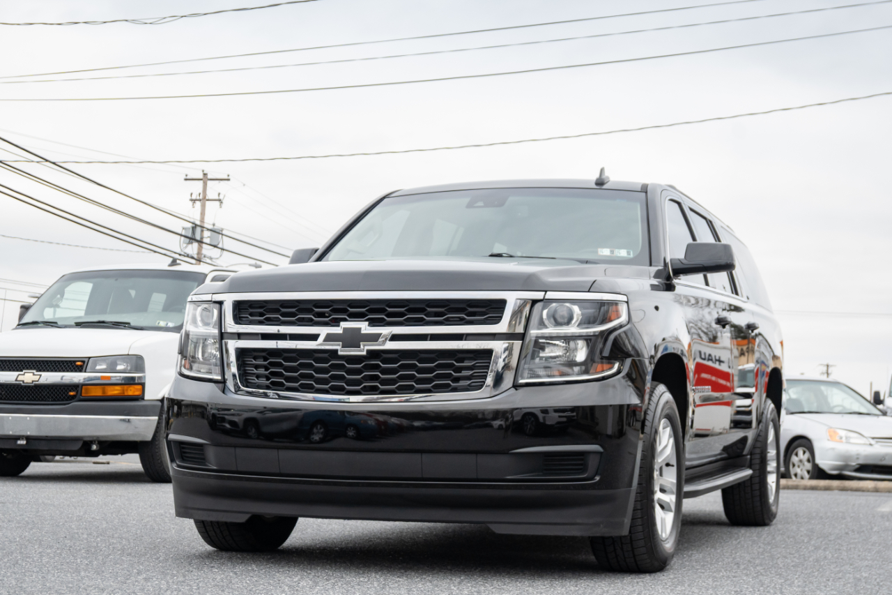Chevrolet Suburban 4WD 4dr 1500 LT 2018