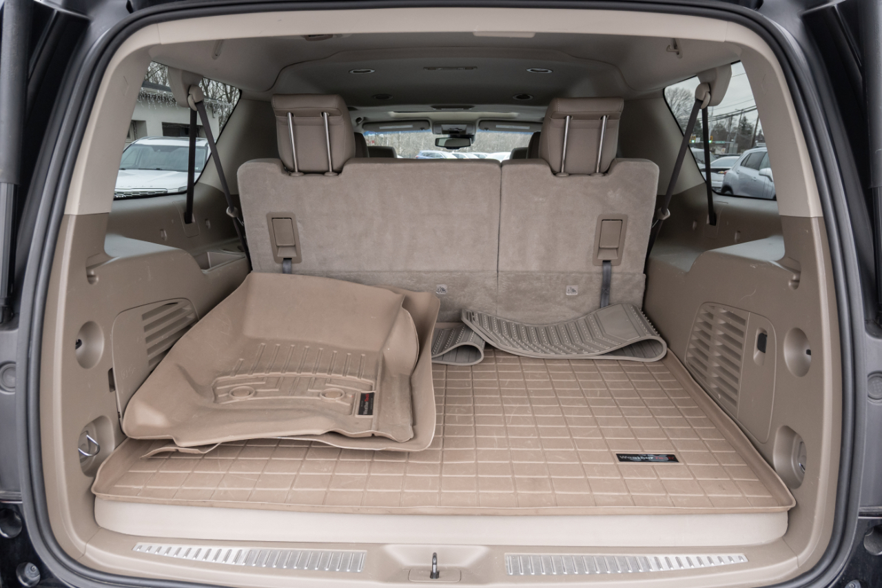 Chevrolet Suburban 4WD 4dr 1500 LT 2018