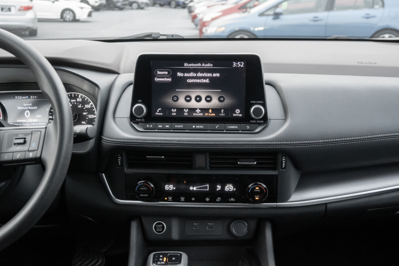 Nissan Rogue AWD SV *Ltd Avail* 2023