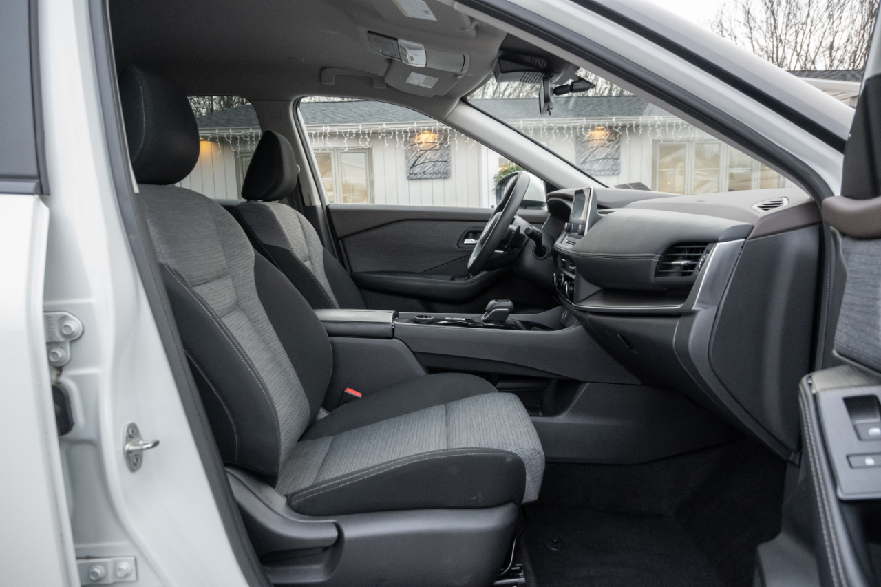 Nissan Rogue AWD SV *Ltd Avail* 2023