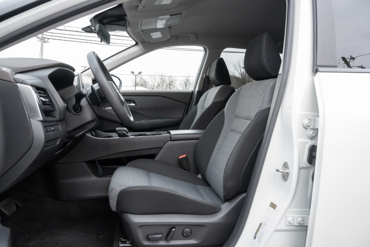 Nissan Rogue AWD SV 2023