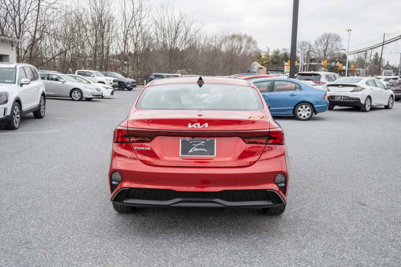 Kia Forte LXS IVT 2024