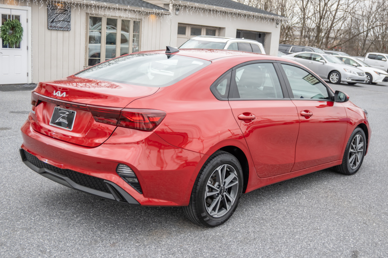 Kia Forte LXS IVT 2024