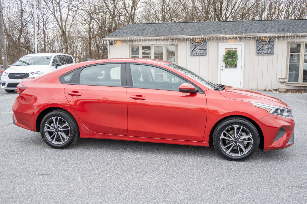 Kia Forte LXS IVT 2024