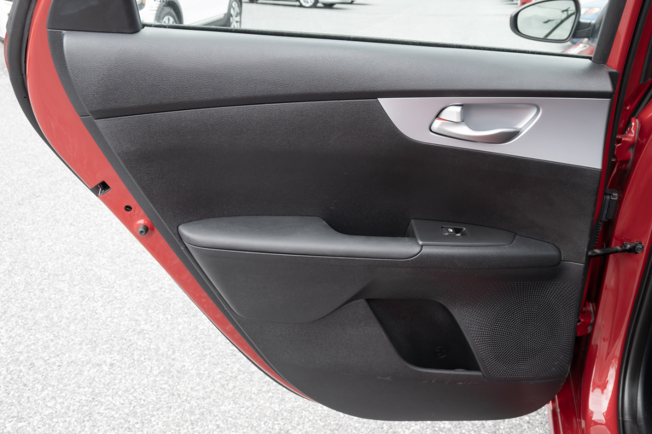 Kia Forte LXS IVT 2024