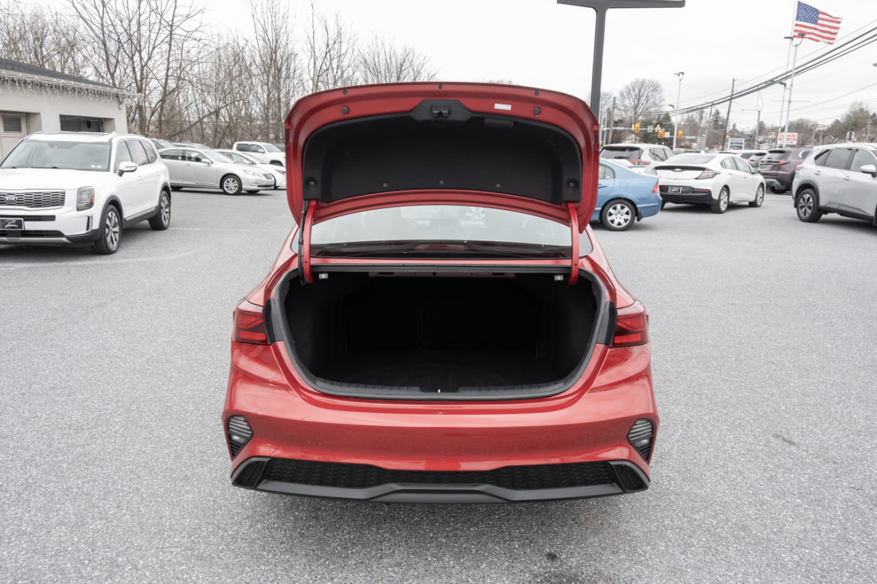 Kia Forte LXS IVT 2024