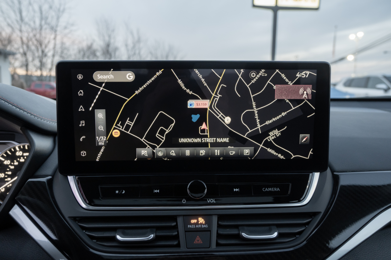 Nissan Altima 2.5 SR Sedan 2023