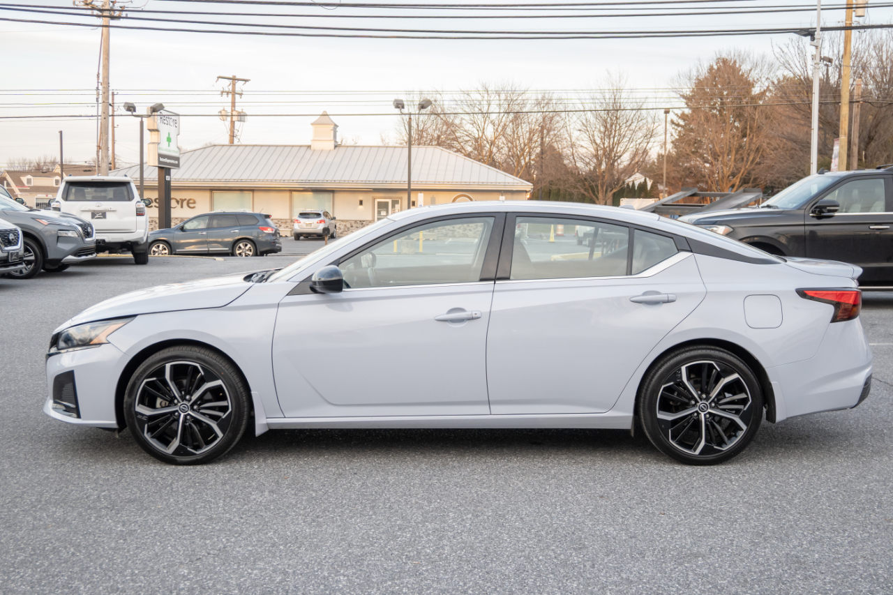 Nissan Altima 2.5 SR Sedan 2023