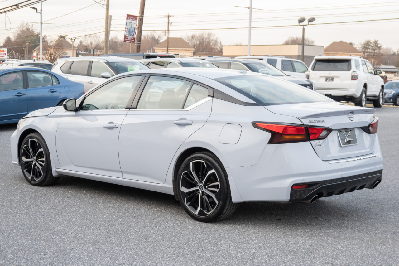 Nissan Altima 2.5 SR Sedan 2023
