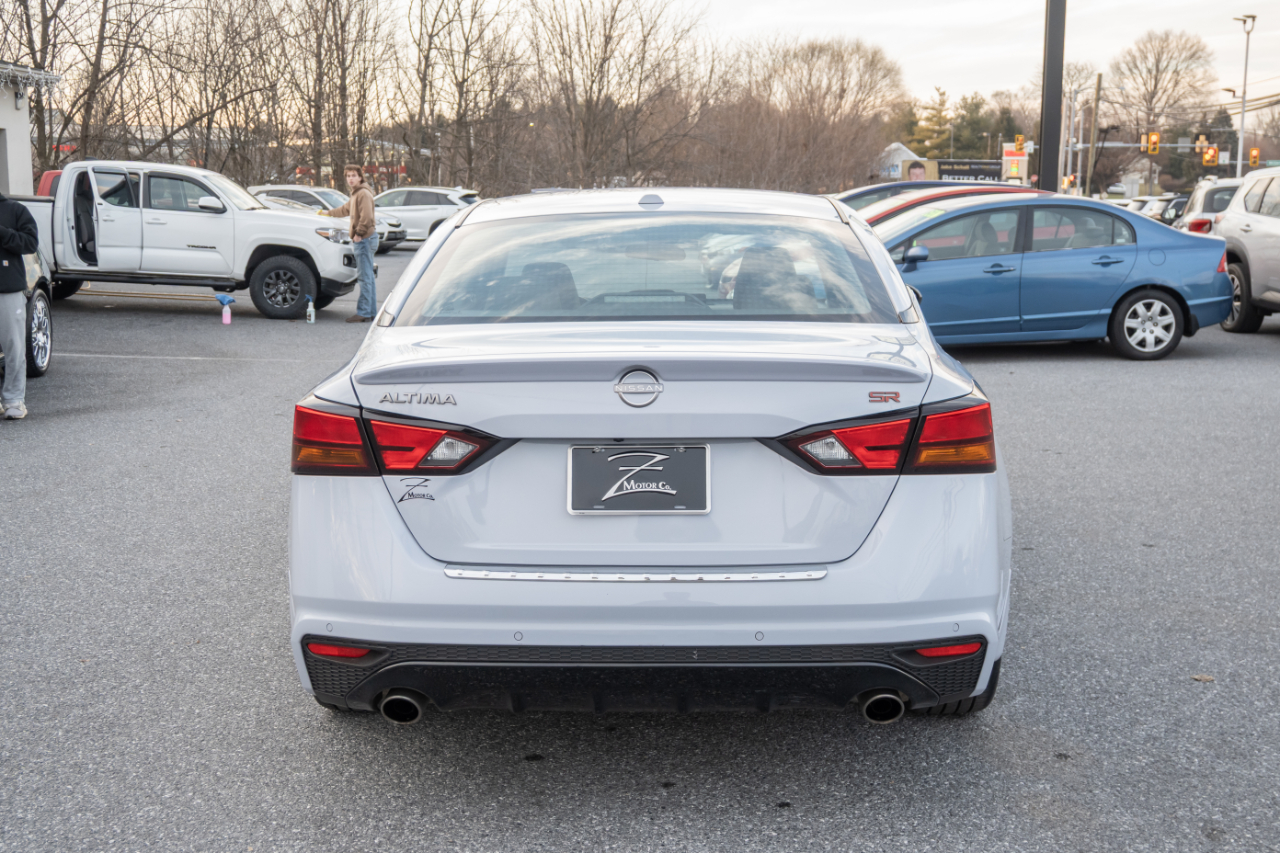Nissan Altima 2.5 SR Sedan 2023