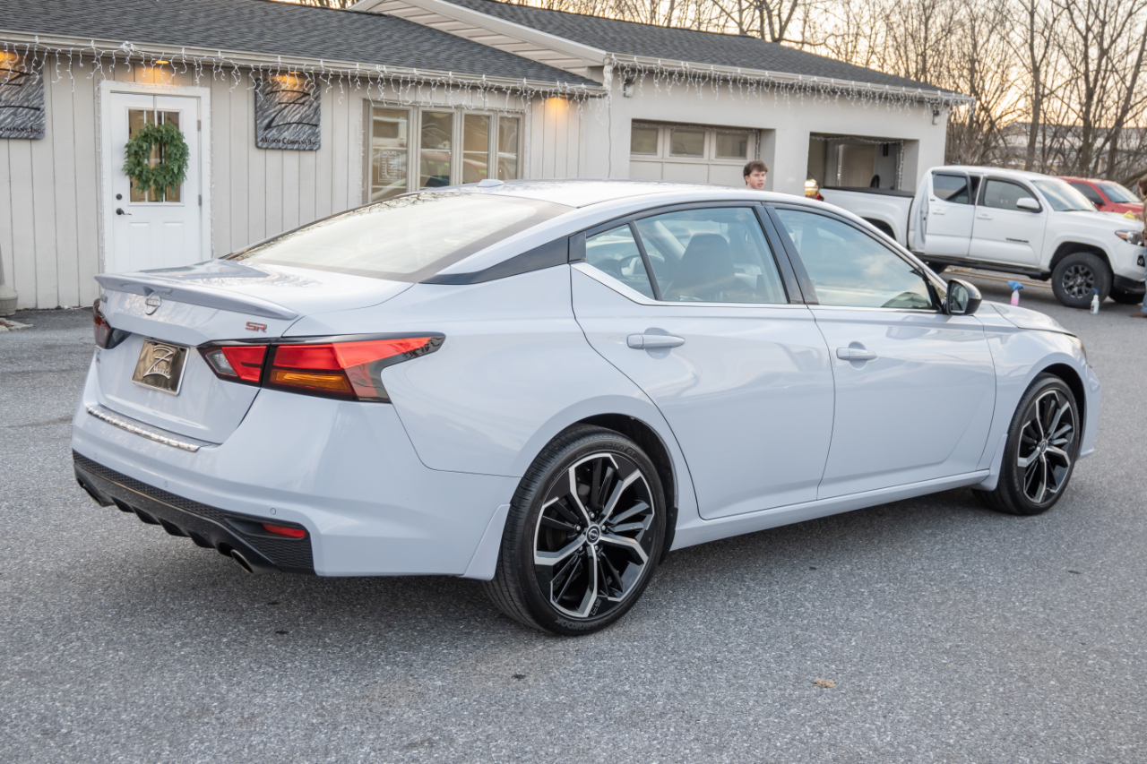 Nissan Altima 2.5 SR Sedan 2023