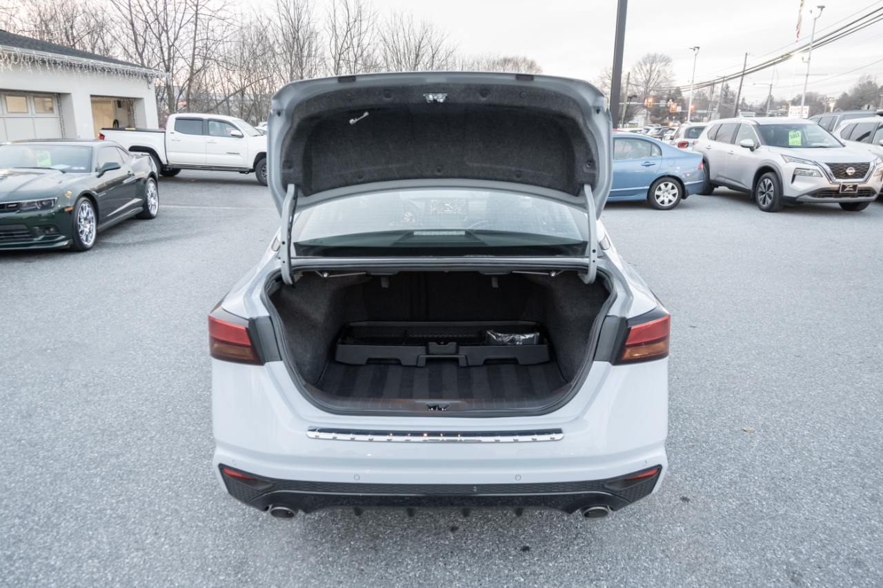 Nissan Altima 2.5 SR Sedan 2023