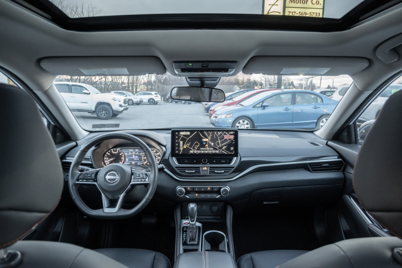 Nissan Altima 2.5 SR Sedan 2023